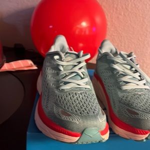 Brandon, you ordered home don’t fit size 8 don’t fit mean brand new never worn